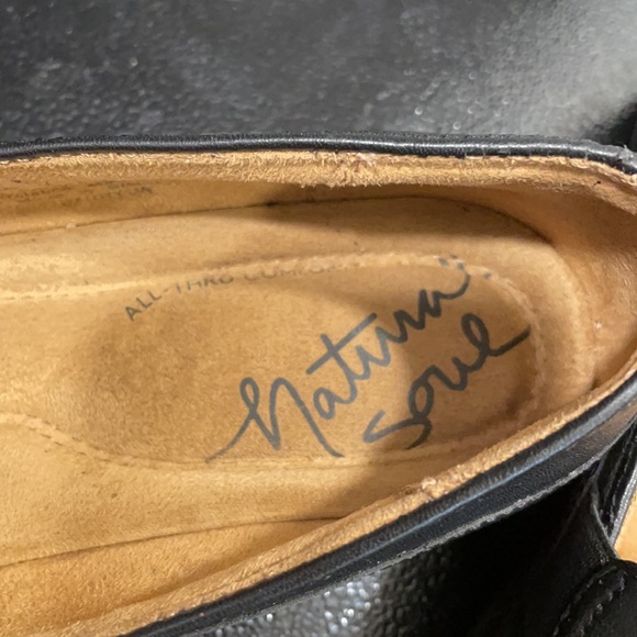 Women leather dress shoes very comfy size 8m - Picture 2 of 7